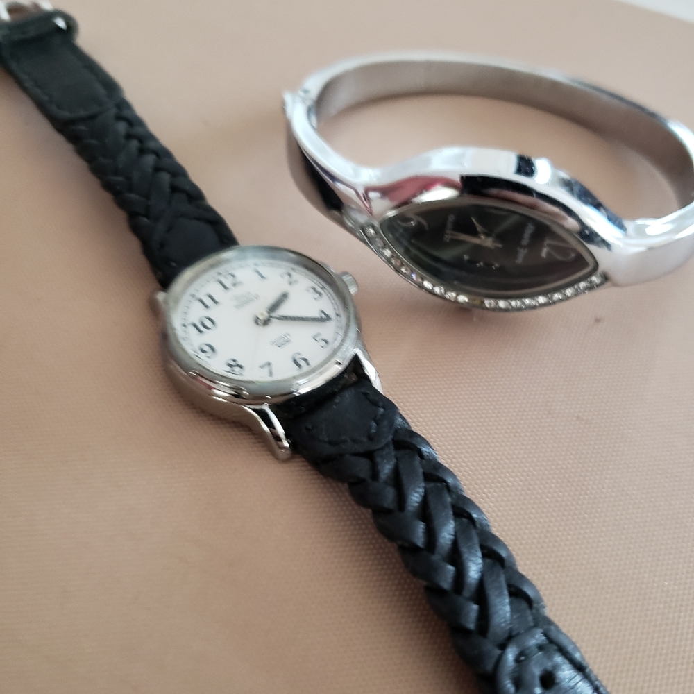 Watches - Picture 3 of 5